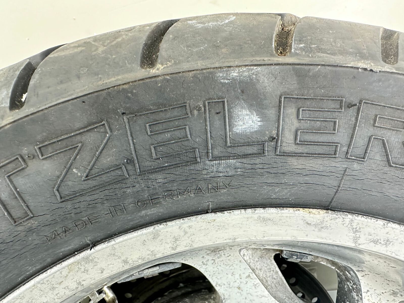 1998 HONDA VALKYRIE INTERSTATE Rear Wheel Rim Mag