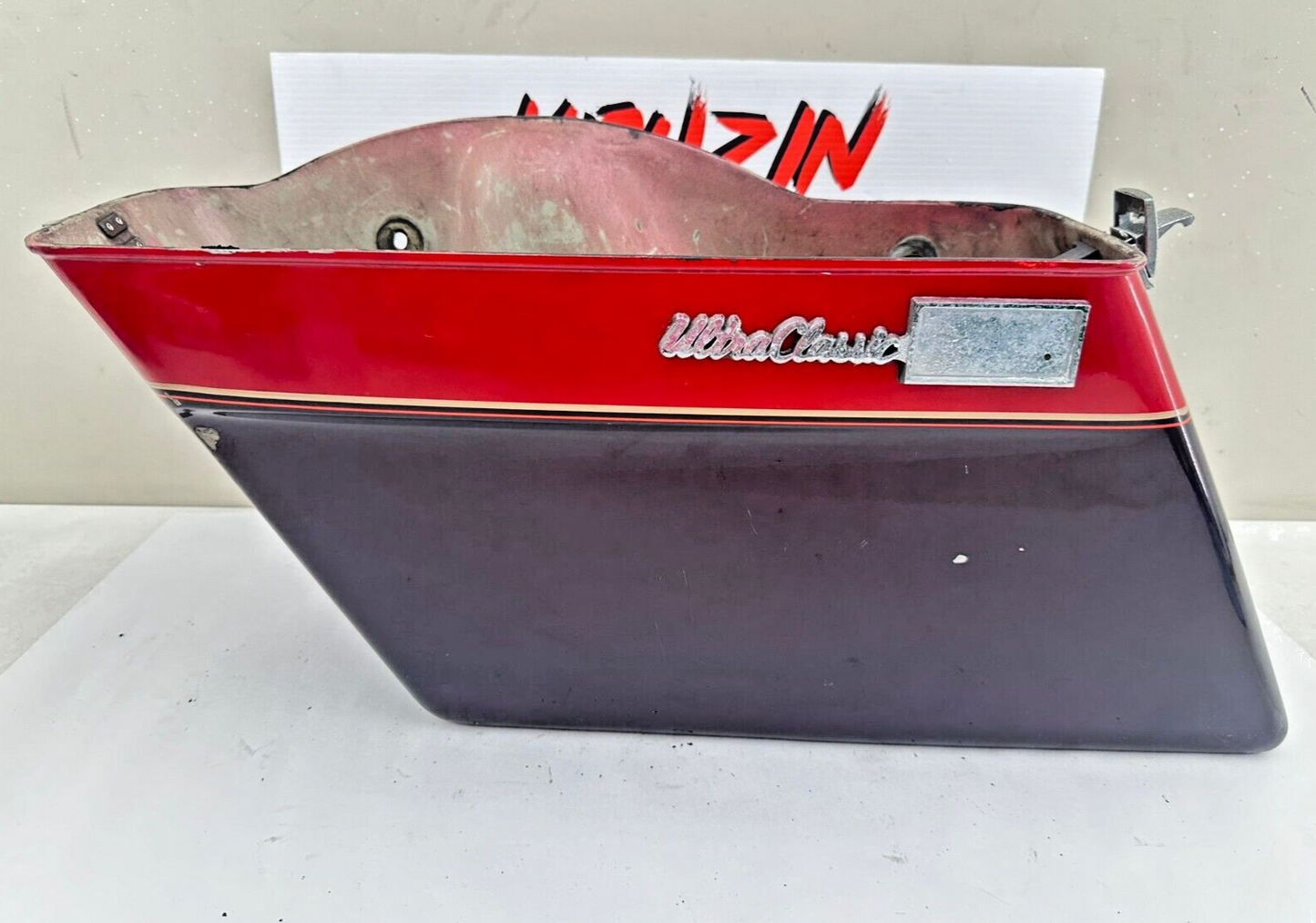 1990 HARLEY ELECTRA TOUR GLIDE Tour Glide Left Saddlebag Bottom Base Case