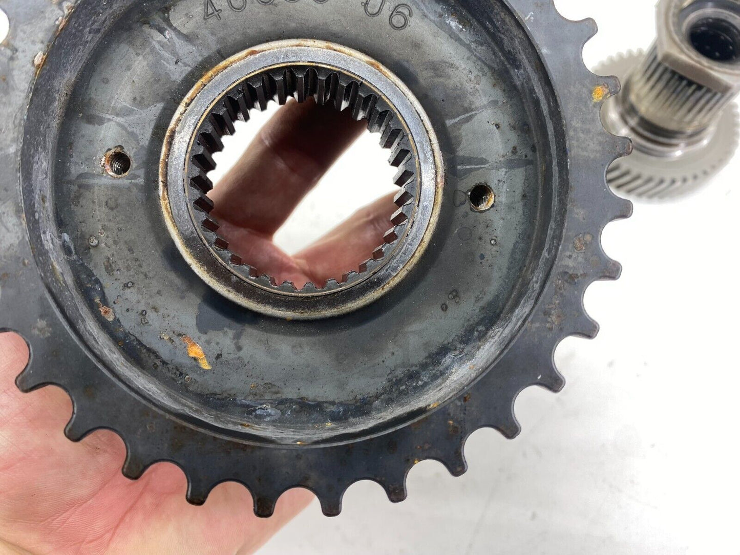06-17 Harley Davidson Dyna Street Bob Transmission Front Sprocket & Output Gear