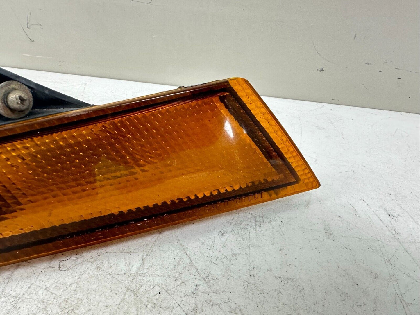 88-00 HONDA GOLDWING GL1500 Main Upper Fairing Front Turn Signal Light Housing