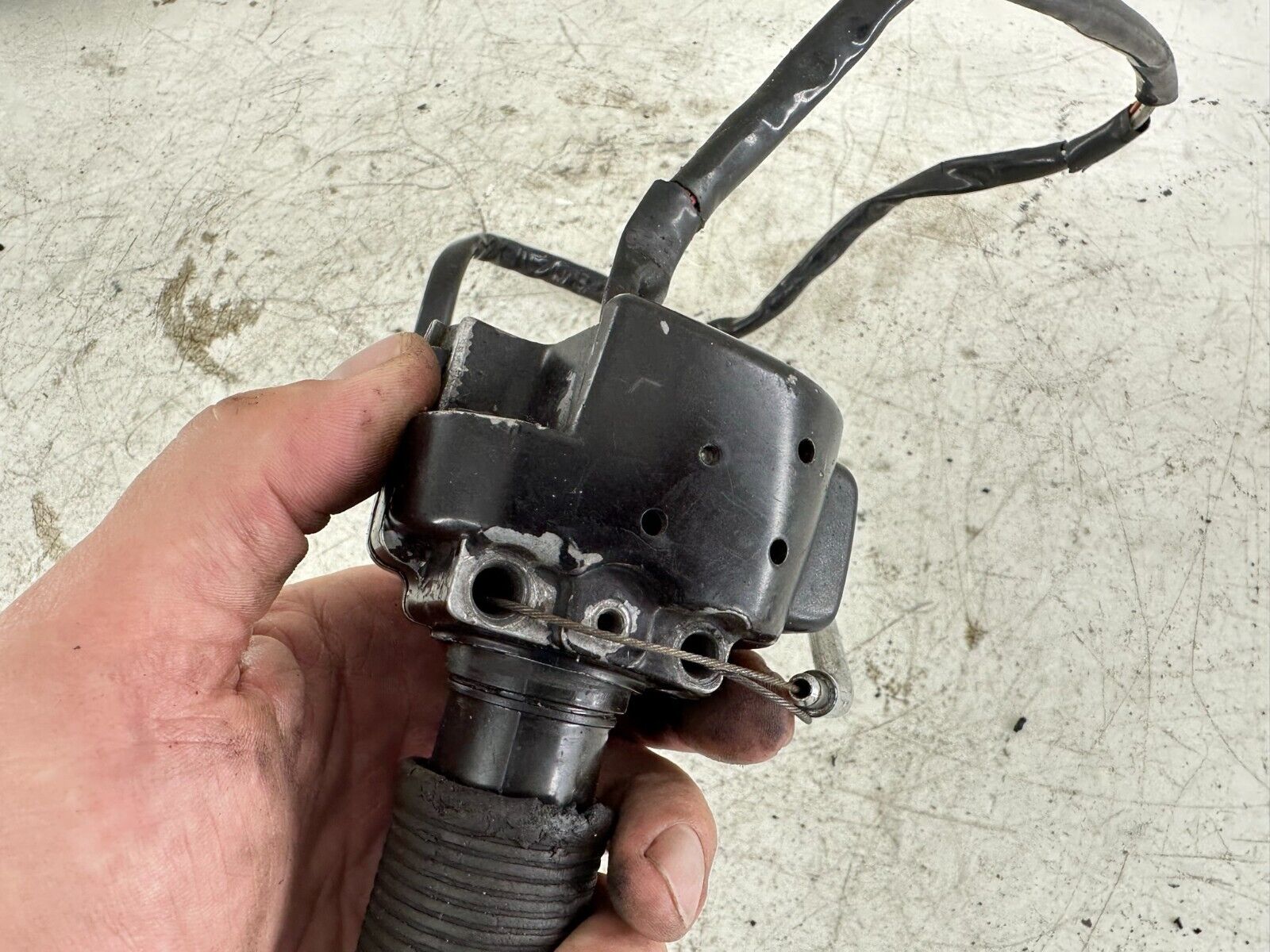 2001 Harley Davidson Sportster Throttle Controls Switch Housing Braided Cable