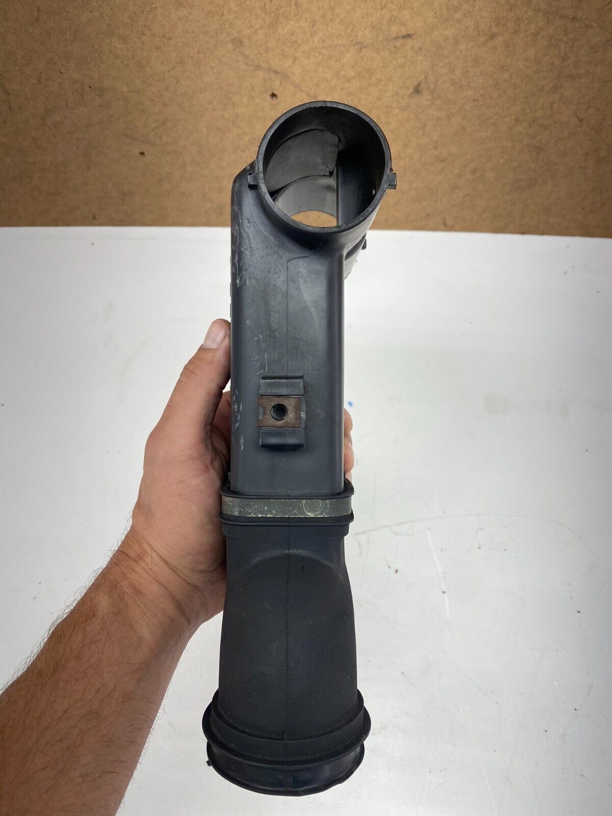 2005 YAMAHA ROYAL STAR 1300 XVZ1300CT Tour Deluxe Air Filter Connector Tube Pipe