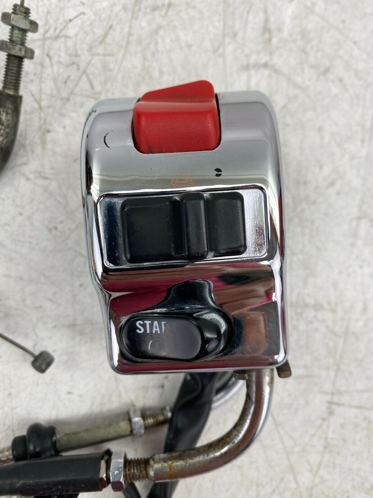 2007 Victory Jackpot Vegas Hammer Kingpin Right Hand Control Switch Housing