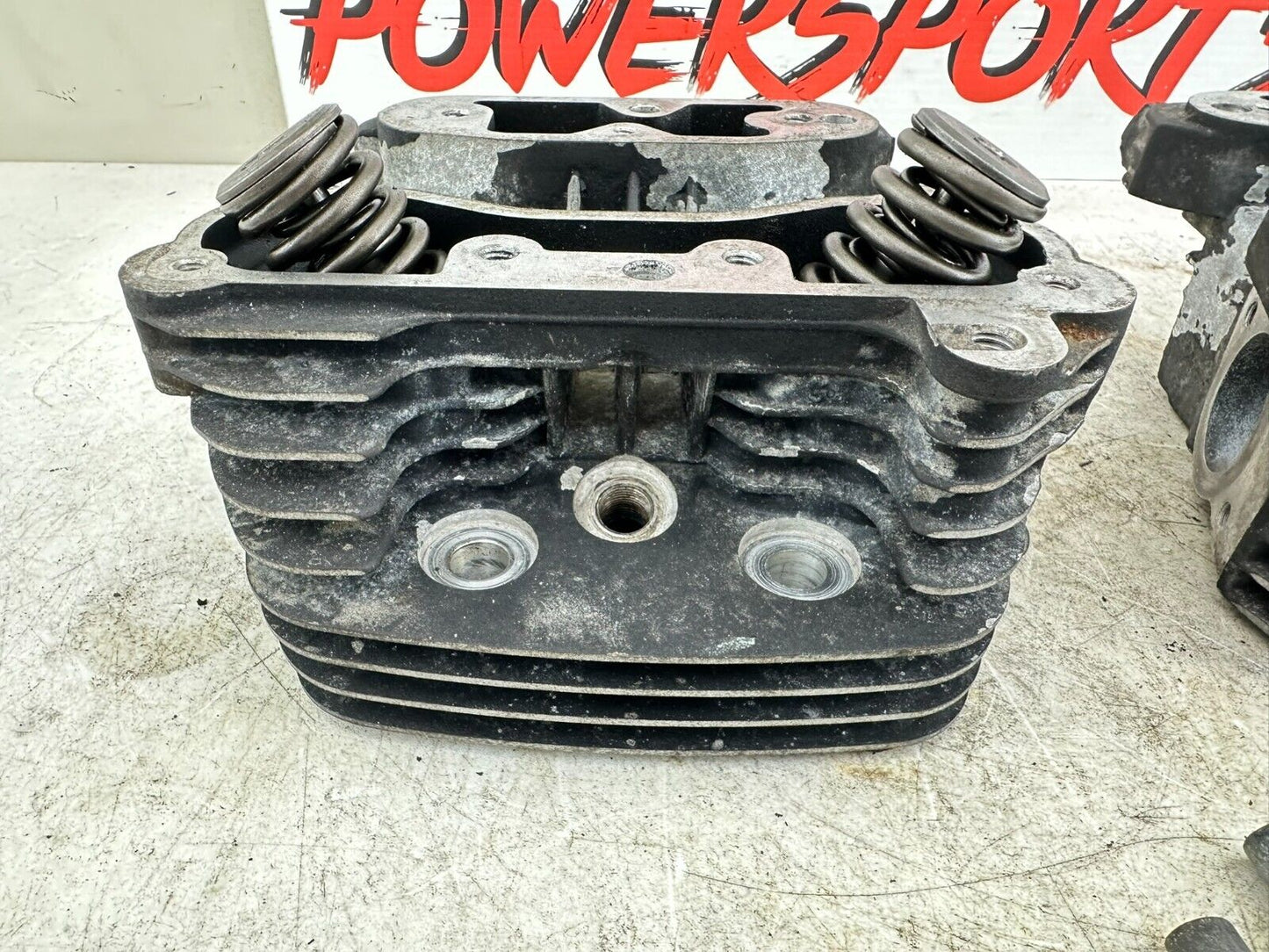 1997 HARLEY DYNA OEM HD Cylinder Heads W/ Valves Front + Rear