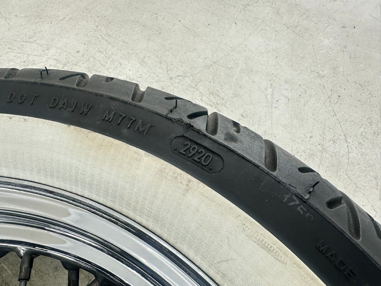 2003 HARLEY ELECTRA GLIDE classic 16x3 Front Wheel Rim Dunlop Tire Rotors