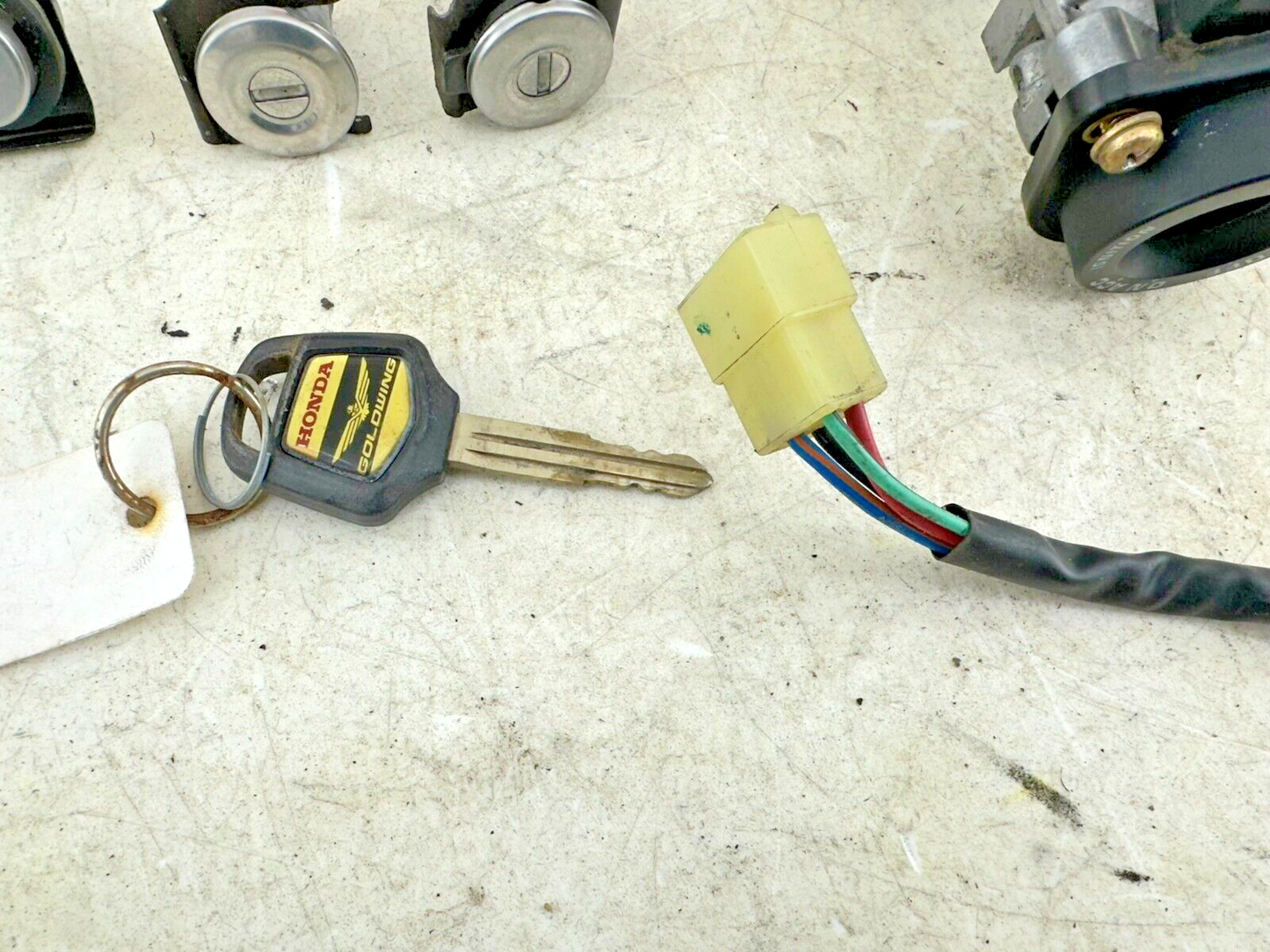 2004 Honda Goldwing GL1800 Ignition Gas Cap Trunk Lock Set W/ Key