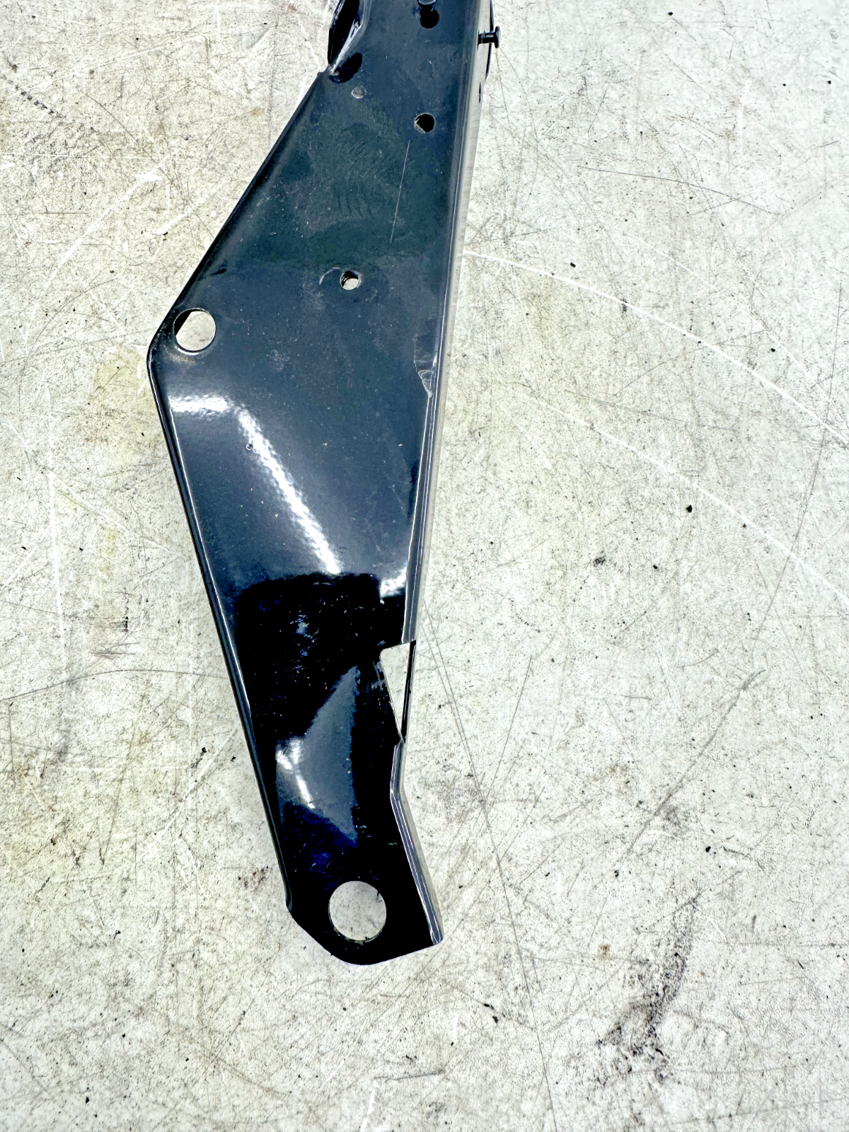 2003 HARLEY ELECTRA GLIDE classic Main Upper Batwing Fairing MTG Frame Bracket