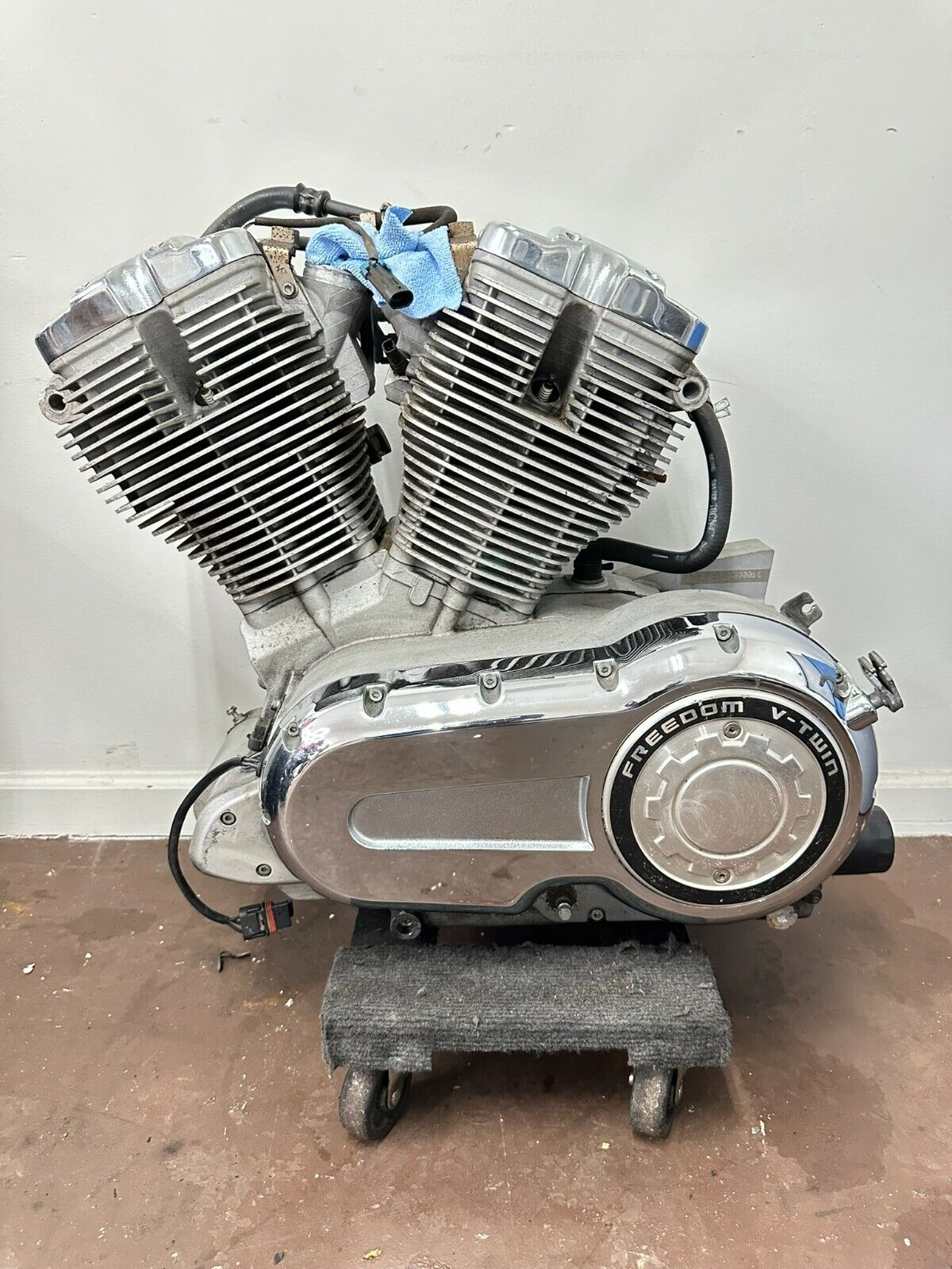 2006 Victory Kingpin 100 CI Engine Motor Transmission Video Inside