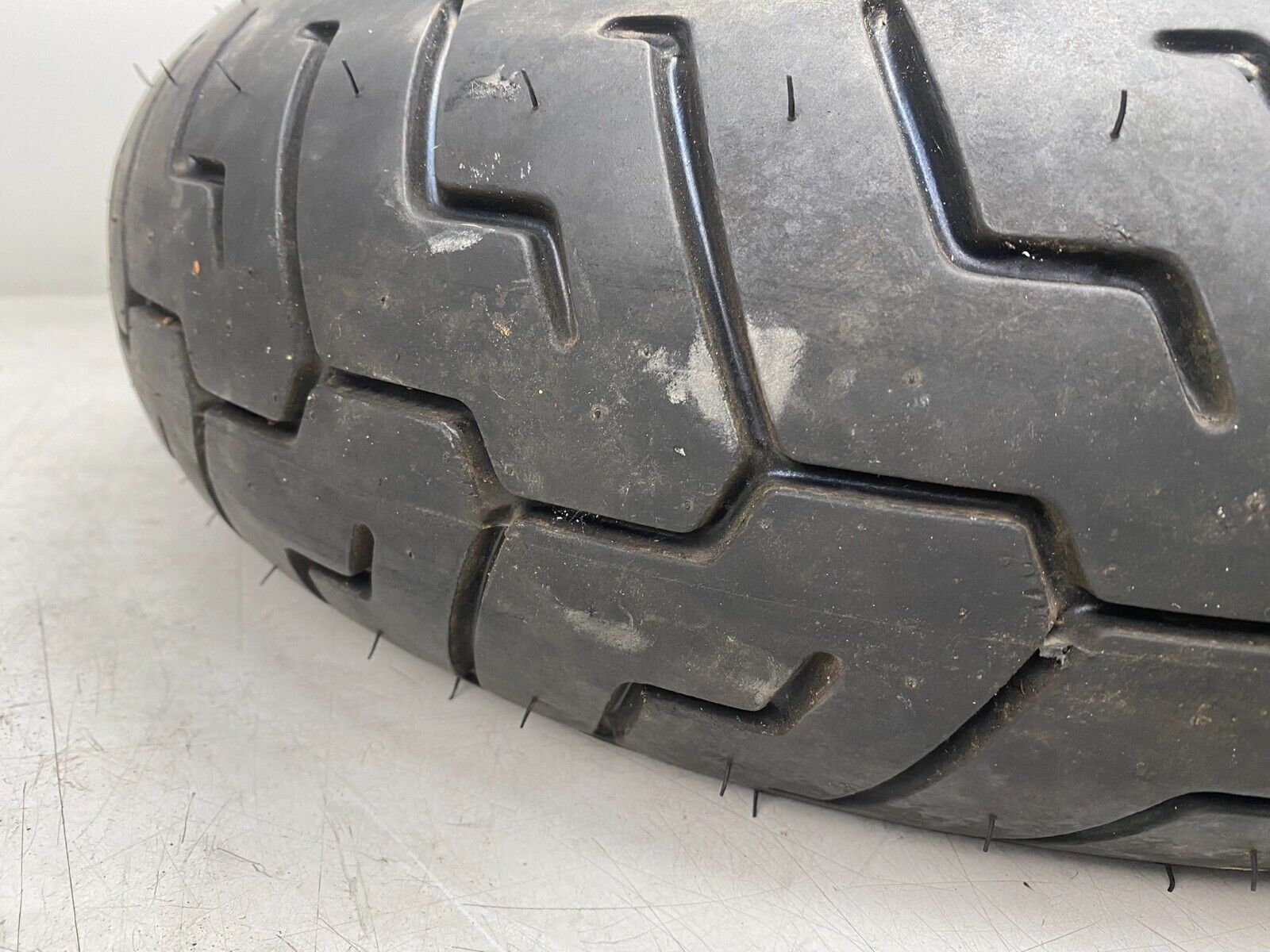 2001 HARLEY DAVIDSON SOFTAIL Deuce Rear Wheel Rim Tire 41074-00 17"