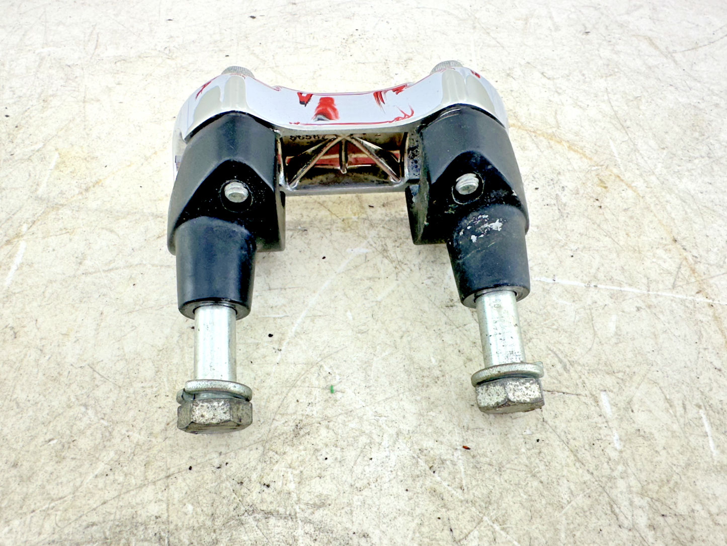 1997 HARLEY DYNA Handlebar Clamp Riser Risor Perch