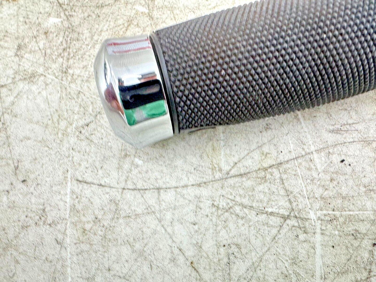1999 HARLEY FLH ELECTRA GLIDE OEM HD Magnum Chrome Grips Right Left