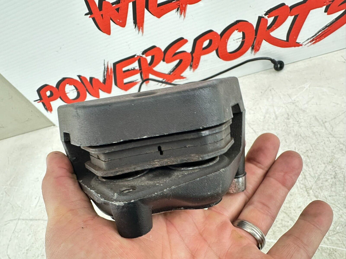 2000 up HARLEY ELECTRA GLIDE Right Left Front Brake Caliper + Hose