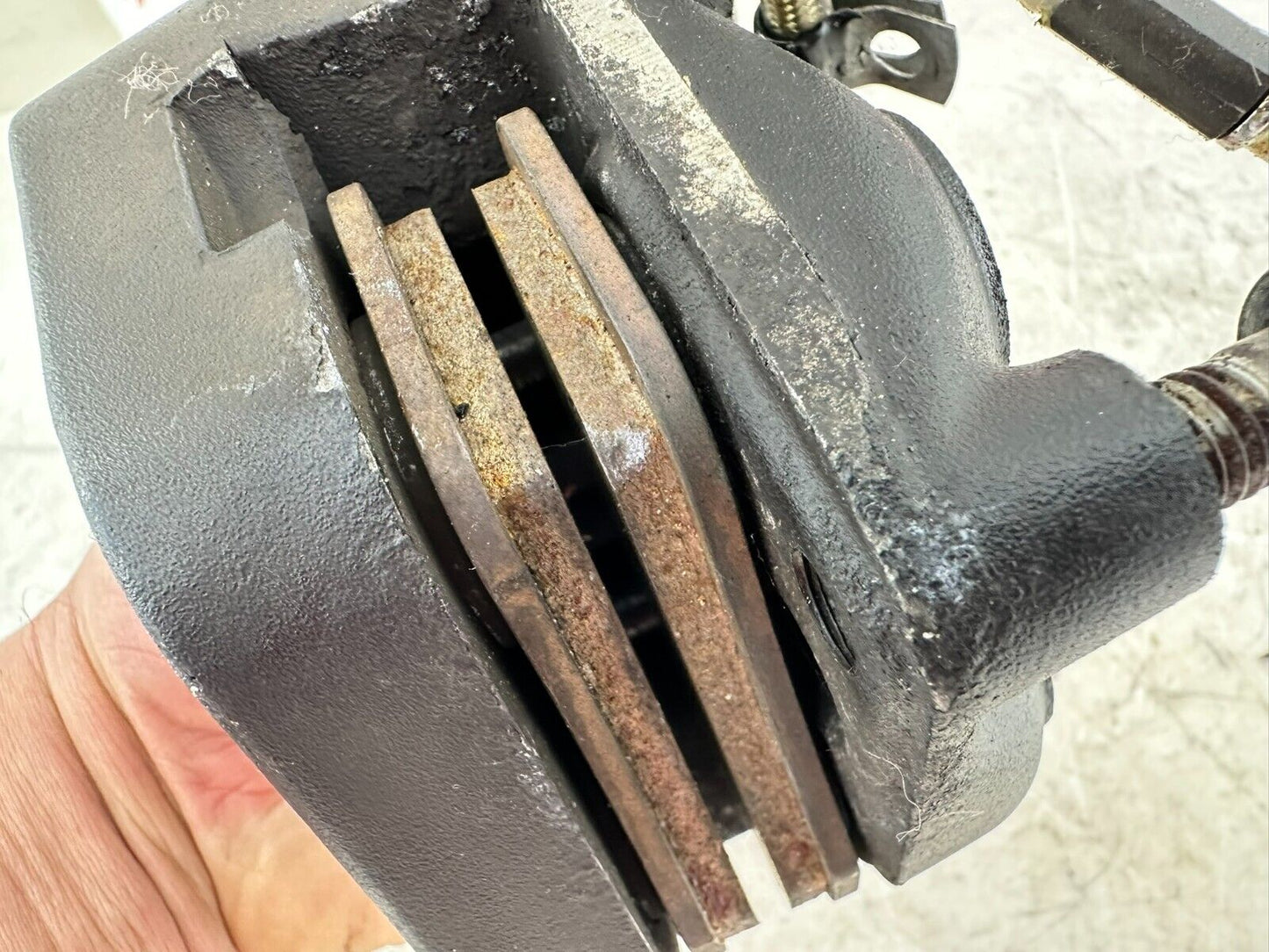 1999 HARLEY DYNA Front Left Brake Caliper Sportster Softail