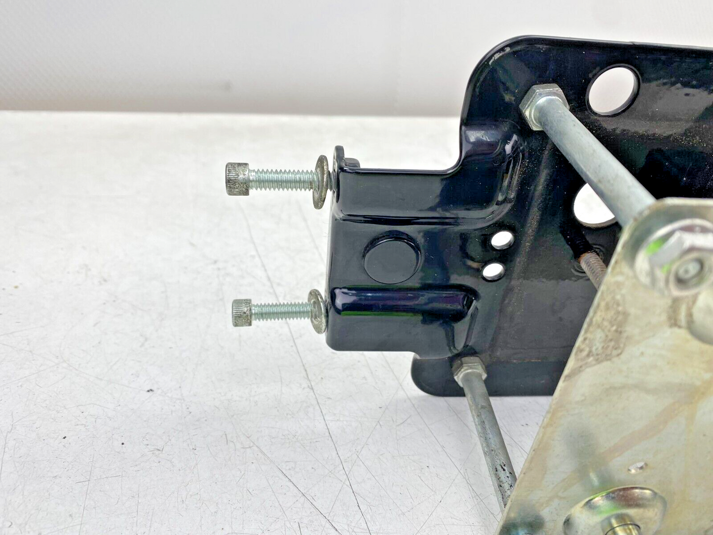 1998 HARLEY DAVIDSON DYNA ECM ECU TSM Chrome Left Side Cover Mounting Bracket