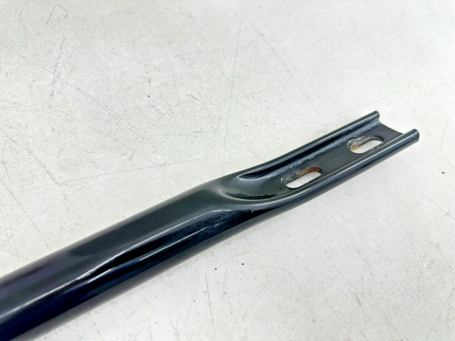 2005 Victory Kingpin Exhaust System Muffler Mounting Bracket Arm