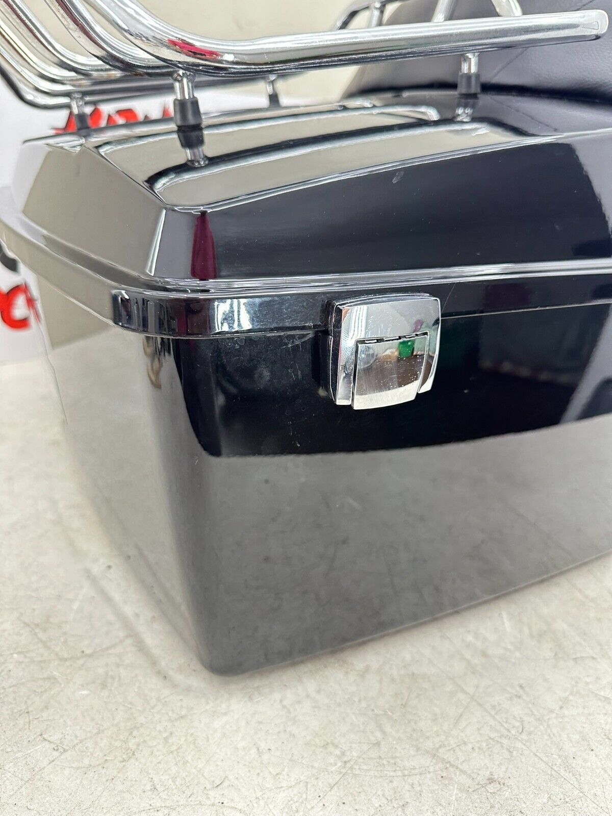 2003 HARLEY ELECTRA GLIDE classic Trunk Top Box W/ Luggage Lock + Key