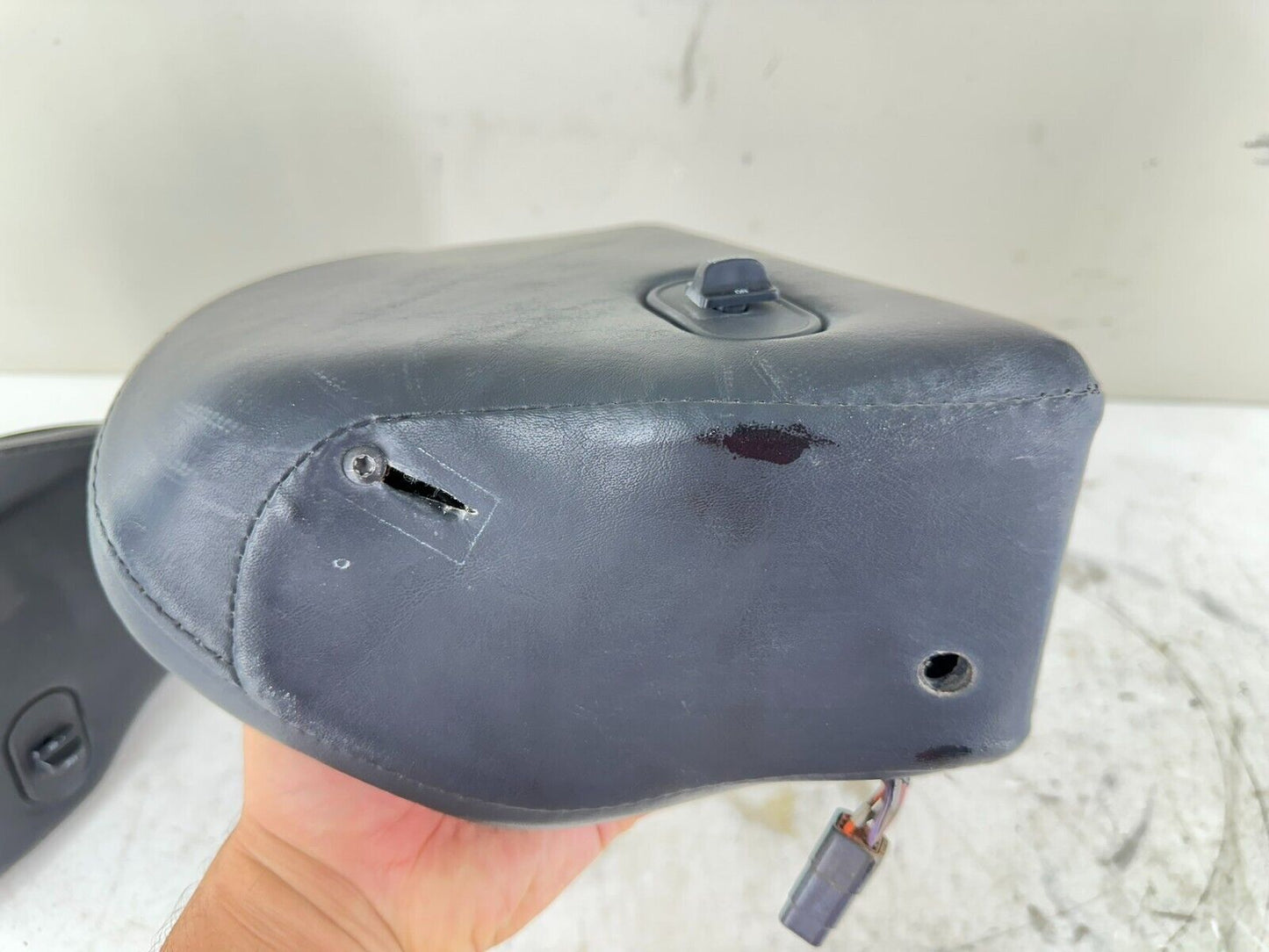 2004 HARLEY ELECTRA GLIDE Rockford Fosgate Passenger Rear Speakers & Box