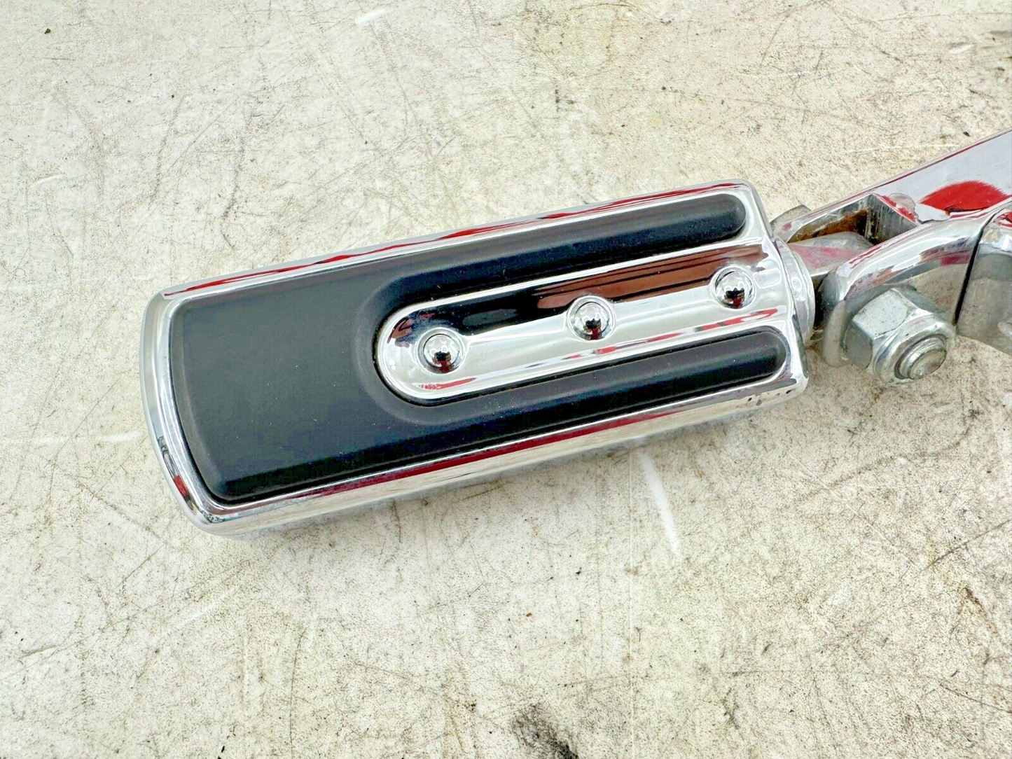 2007 Harley Electra Glide CVO Chrome Airflow Highway Crash Bar Pegs Foot Rest