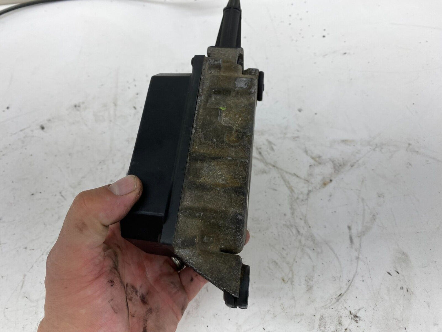 1995 HARLEY ELECTRA GLIDE Cruise Control Valve Actuator Cable