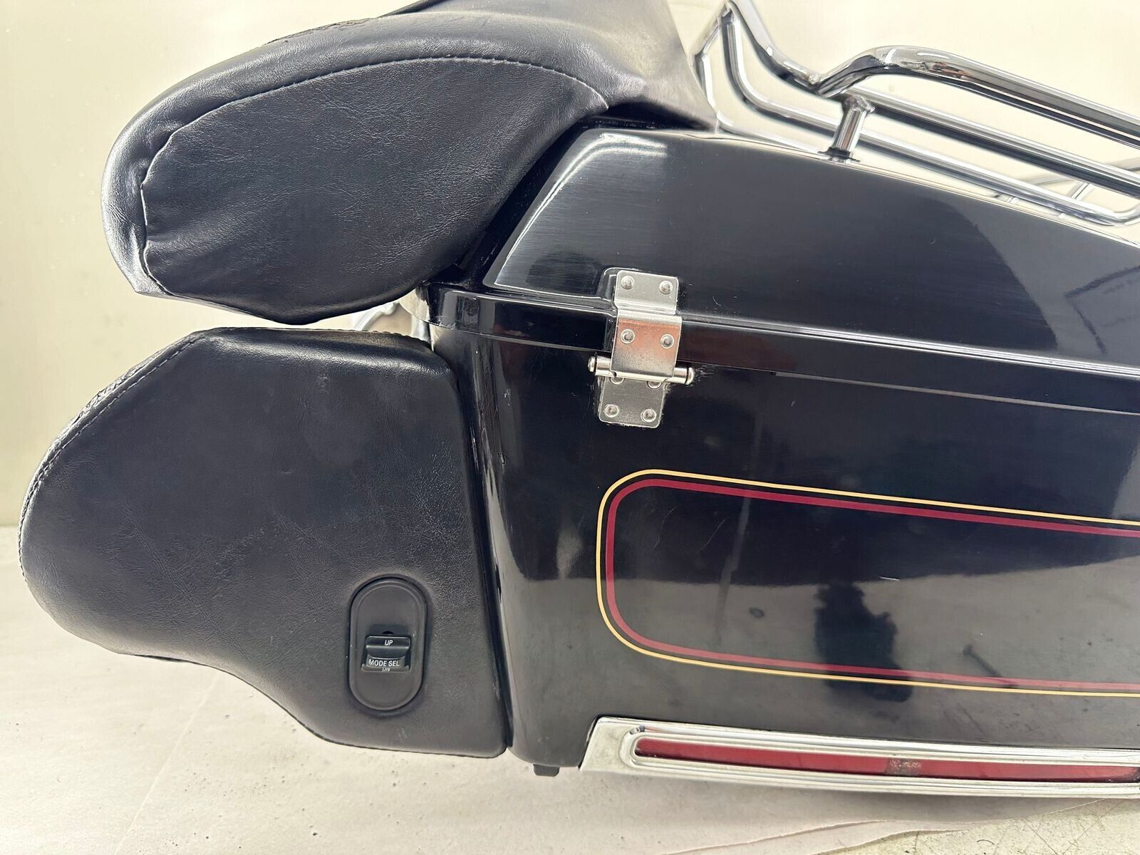1999 HARLEY ELECTRA GLIDE King Tour Pack Trunk Top Box