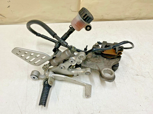 2008 YAMAHA YZF R6 R6R Right Side Foot Peg Rear Brake Master Cylinder & Caliper