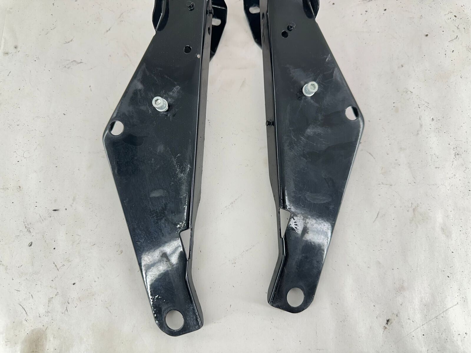 2000 HARLEY FLH ELECTRA GLIDE RT LT Batwing Fairing Mounting Bracket
