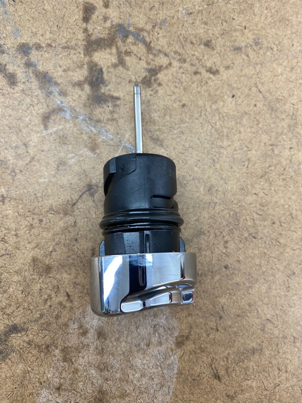 2005 HARLEY SPORTSTER XLC Oil Tank Dipstick w/ Thermometer Thermostat Chrome