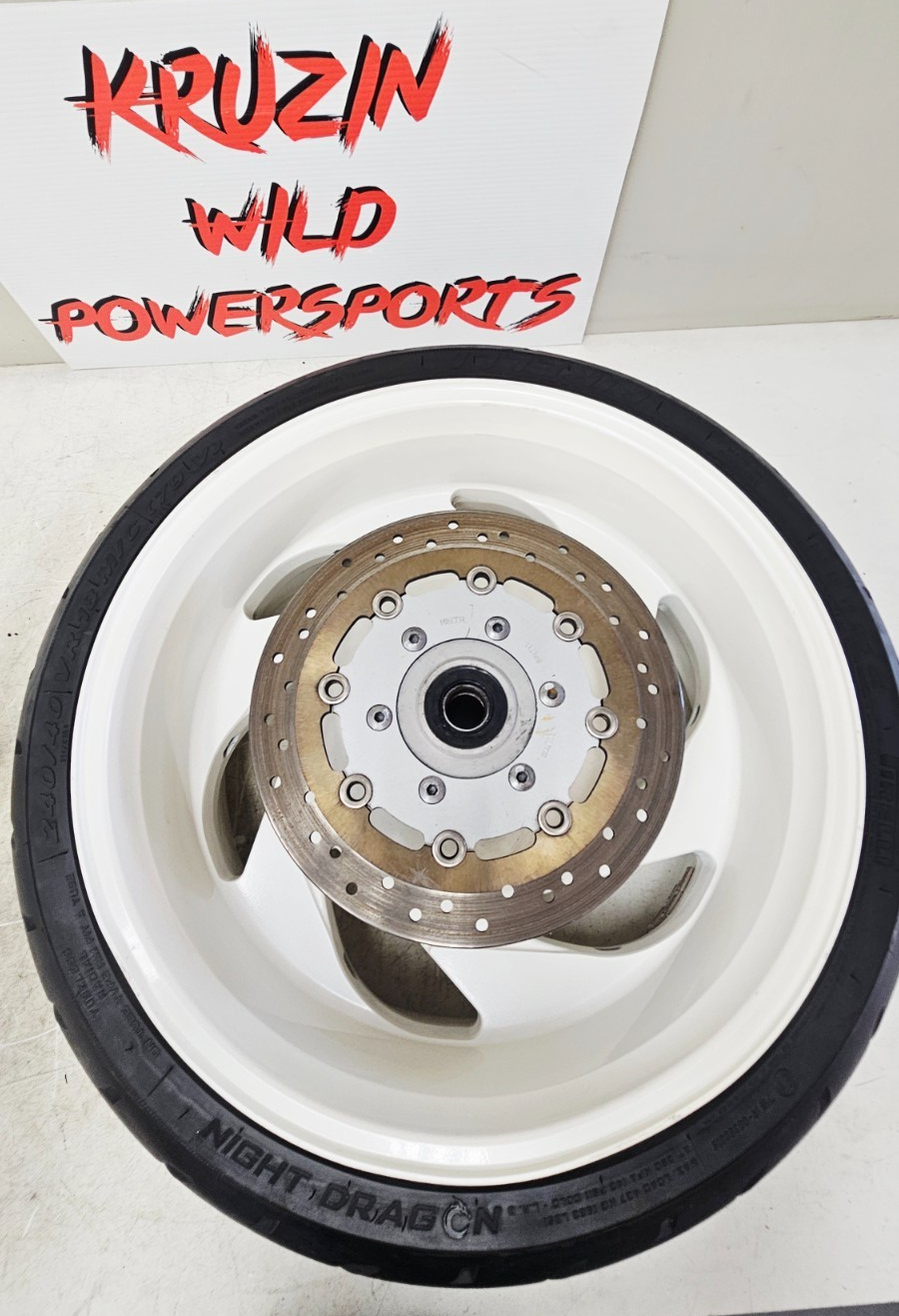 06-17 SUZUKI BOULEVARD M109R VZR1800 Rear Wheel Rim Tire