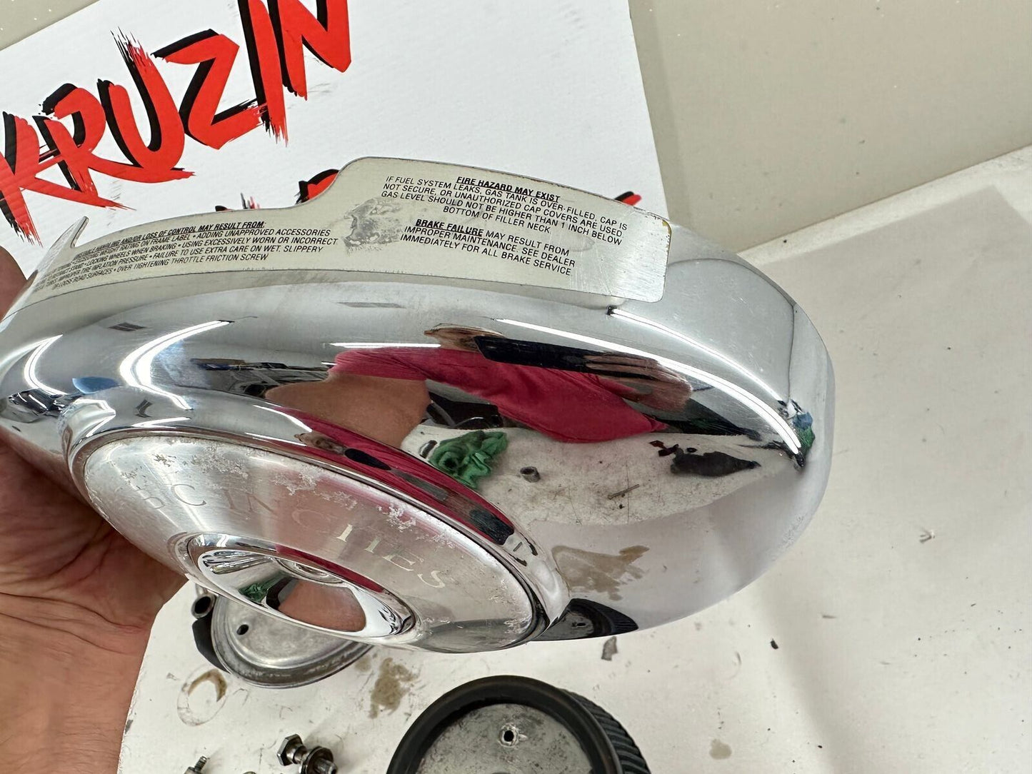 1999 HARLEY ELECTRA GLIDE Air Filter Cover + Mounting Hardware