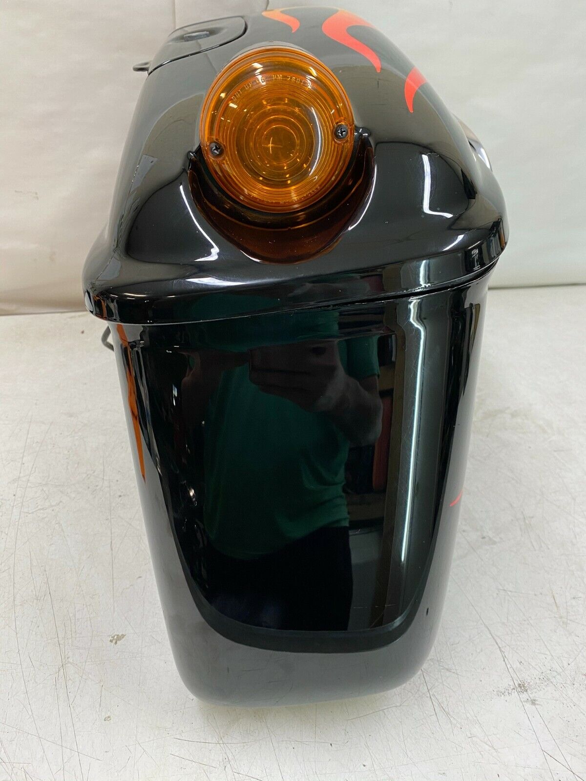 2005 Victory Touring Cruiser Right Saddlebag OEM Factory Hard Bag w/ Turn Signal