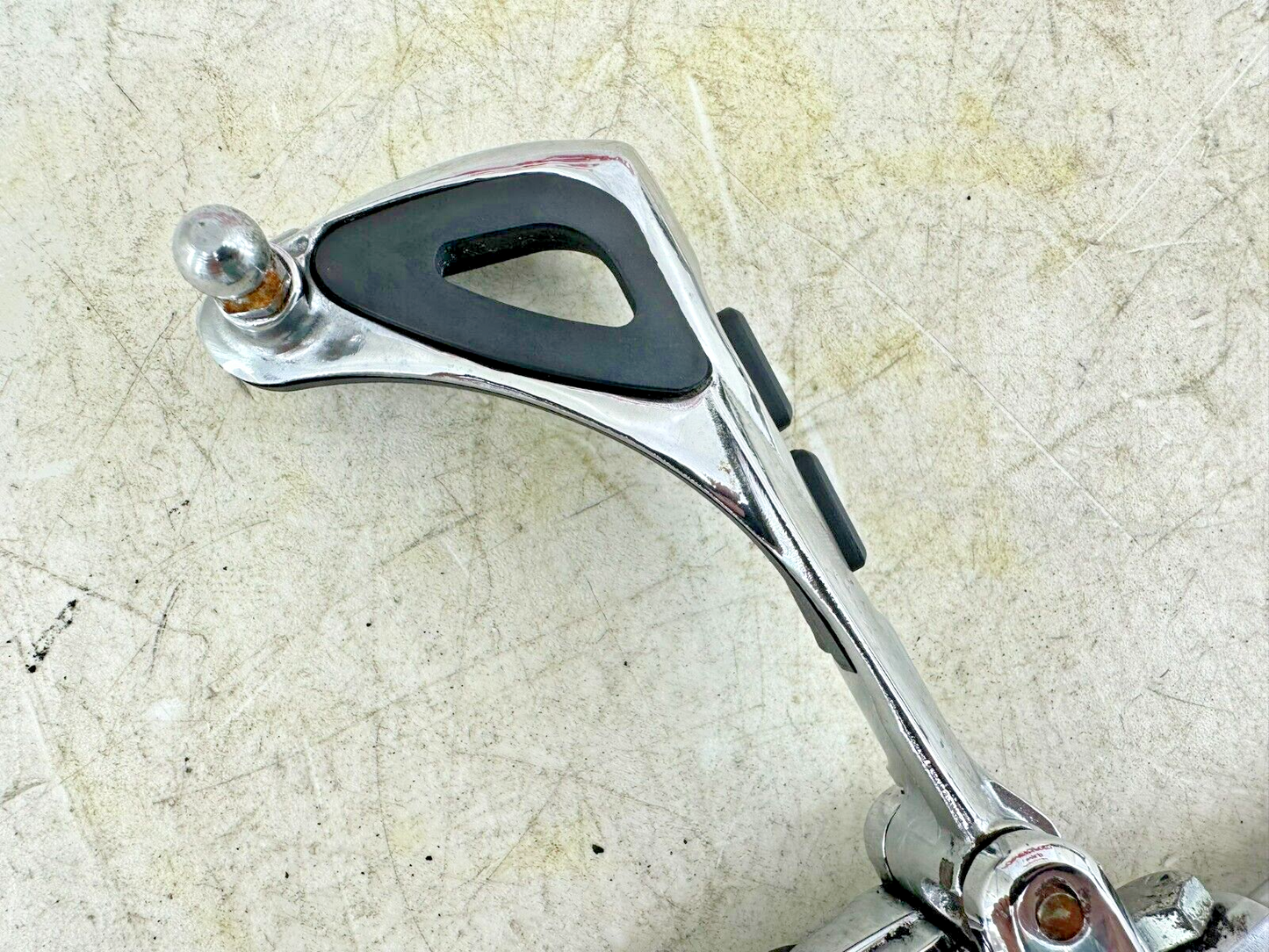 1999 HARLEY SOFTAIL Chrome Kuryakyn Transformer Footpegs + MTG Bracket