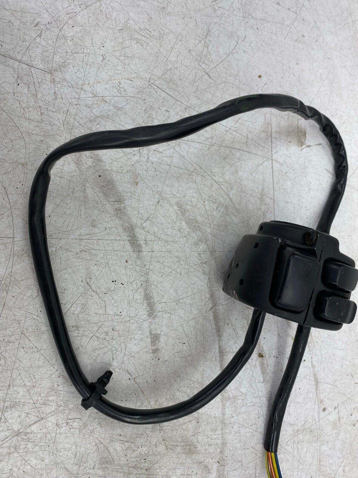 1996 HARLEY DAVIDSON DYNA Left Hand Throttle Controls Switch Housing