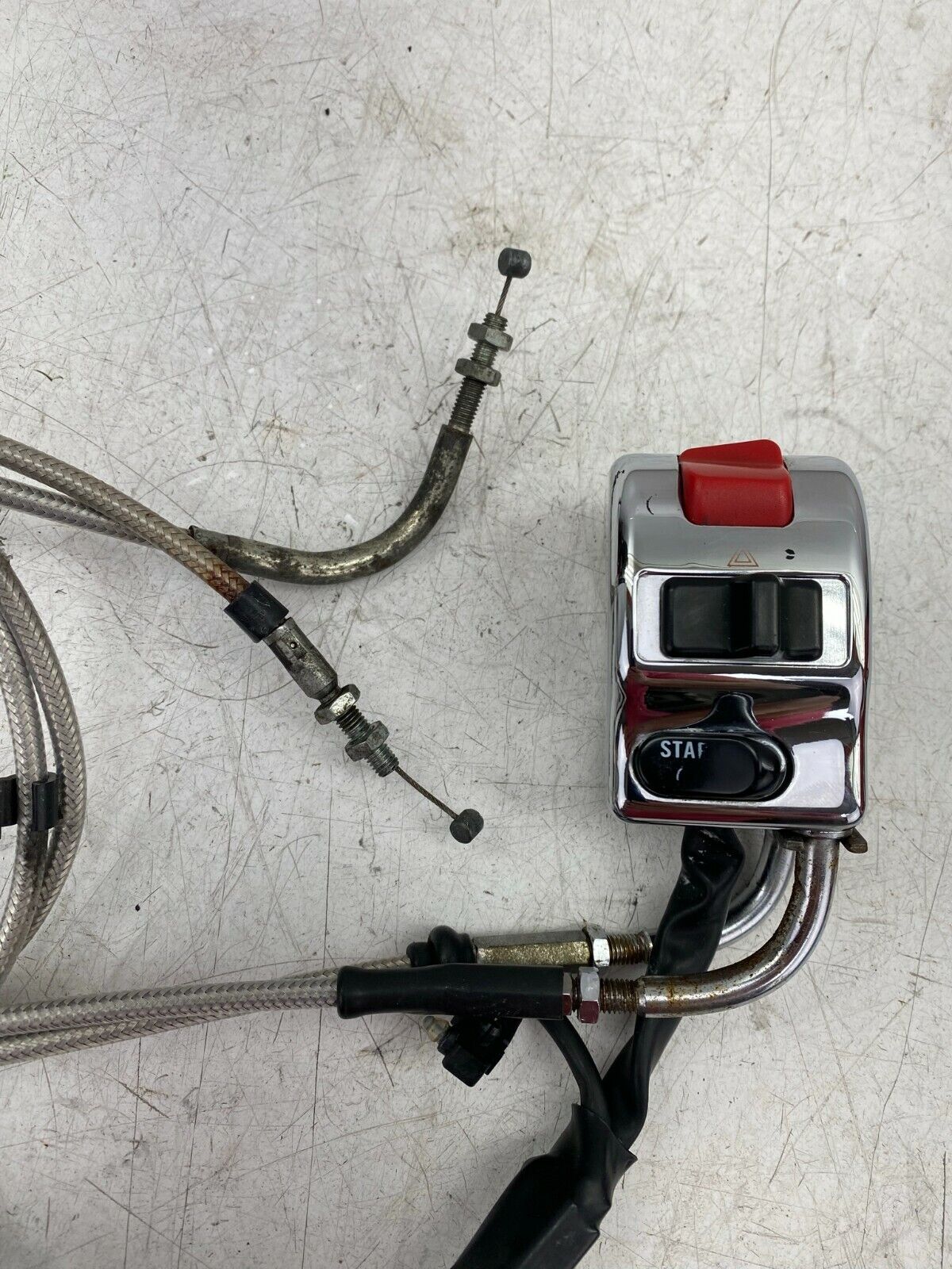 2007 Victory Jackpot Vegas Hammer Kingpin Right Hand Control Switch Housing