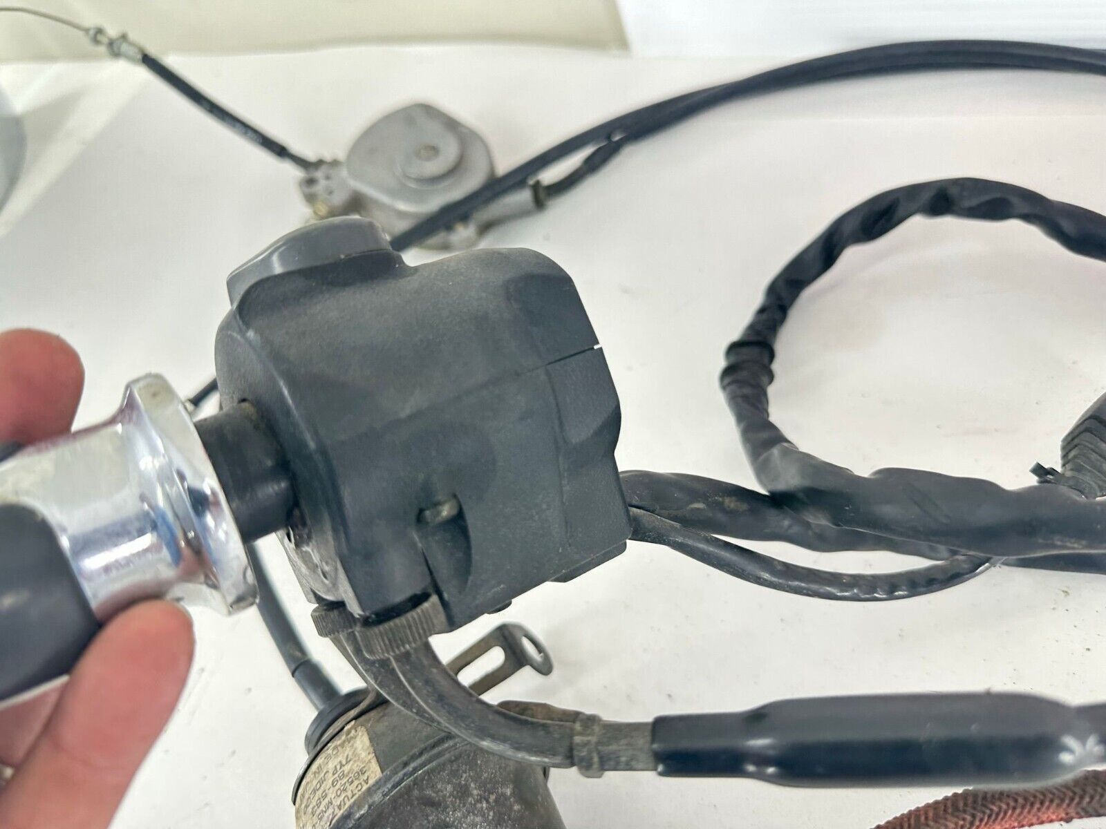 88-00 HONDA GOLDWING GL1500 Right Hand Throttle Controls Switch Housing
