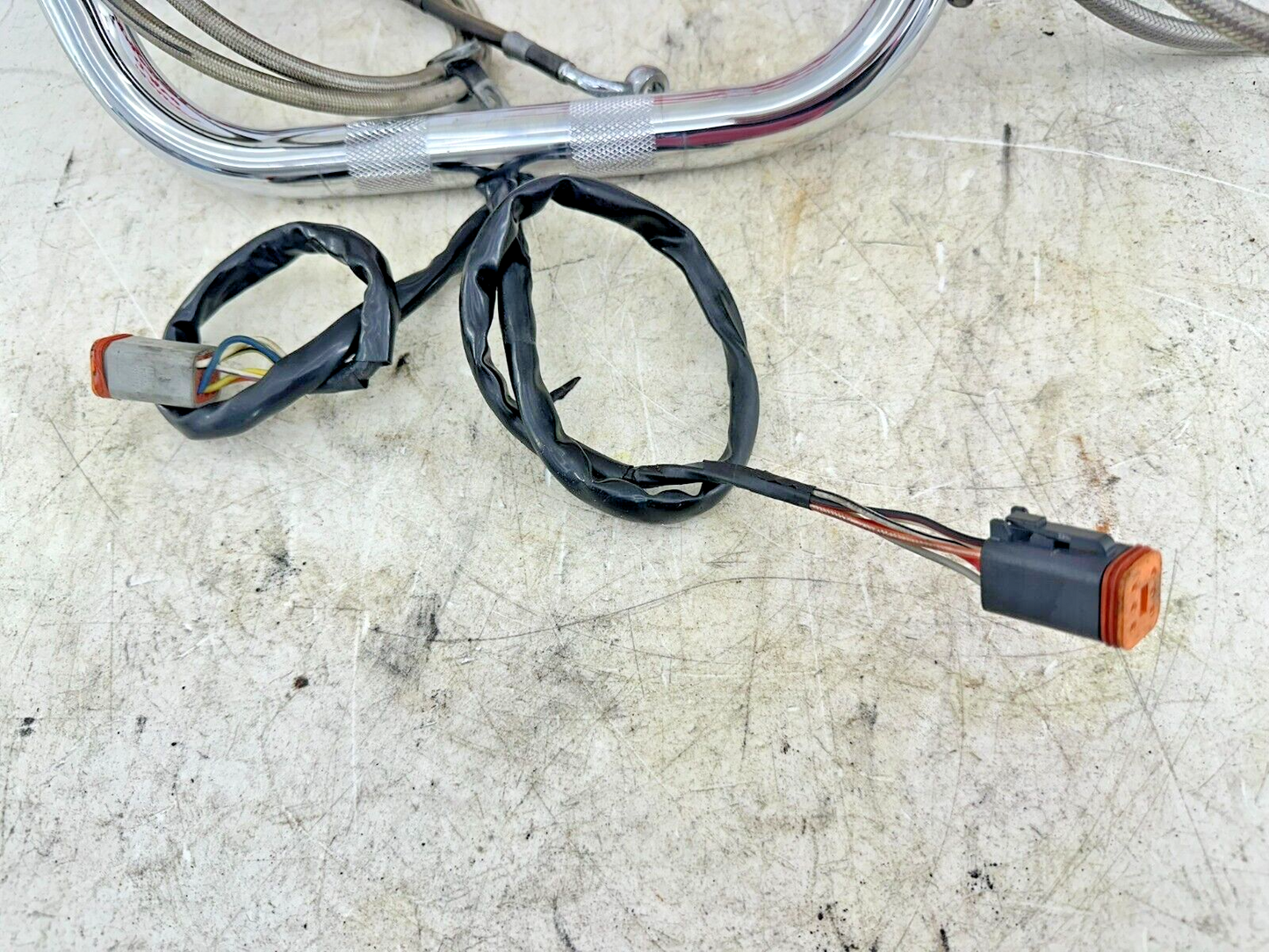2002 HARLEY DYNA LOW RIDER Mini Apes Handlebars Hidden Wires Throttle + Clutch