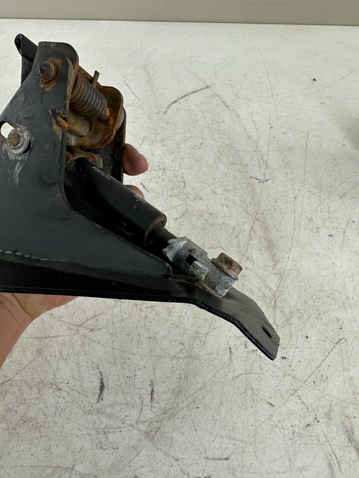 2003 HARLEY FLH ELECTRA GLIDE Driver Backrest Mounting Bracket Stay