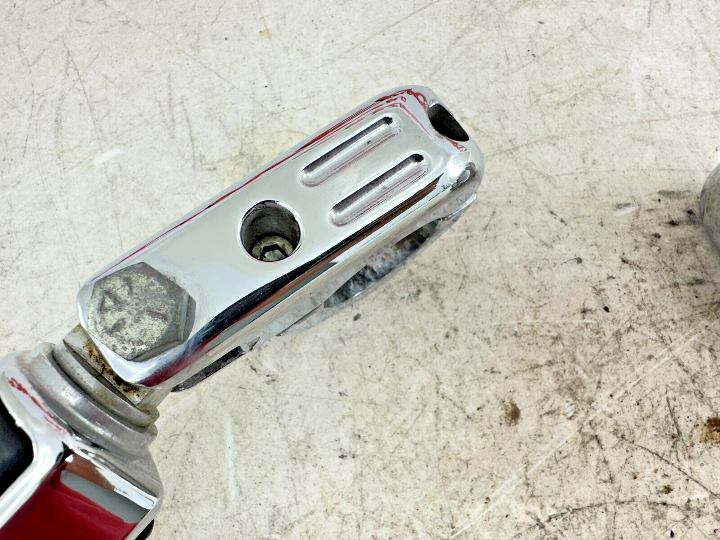 2007 Harley Electra Glide CVO Chrome Airflow Highway Crash Bar Pegs Foot Rest