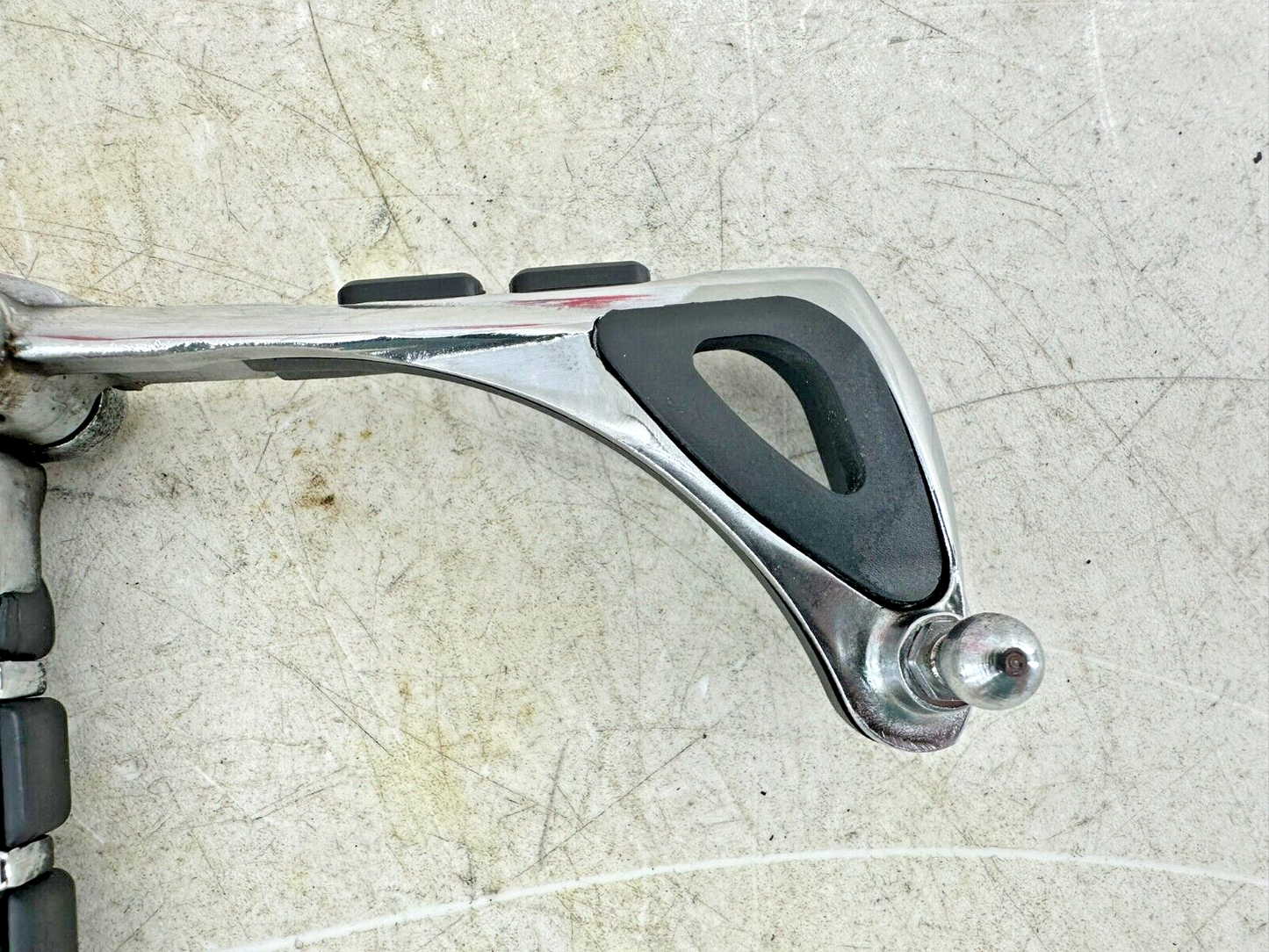 1999 HARLEY SOFTAIL Chrome Kuryakyn Transformer Footpegs + MTG Bracket