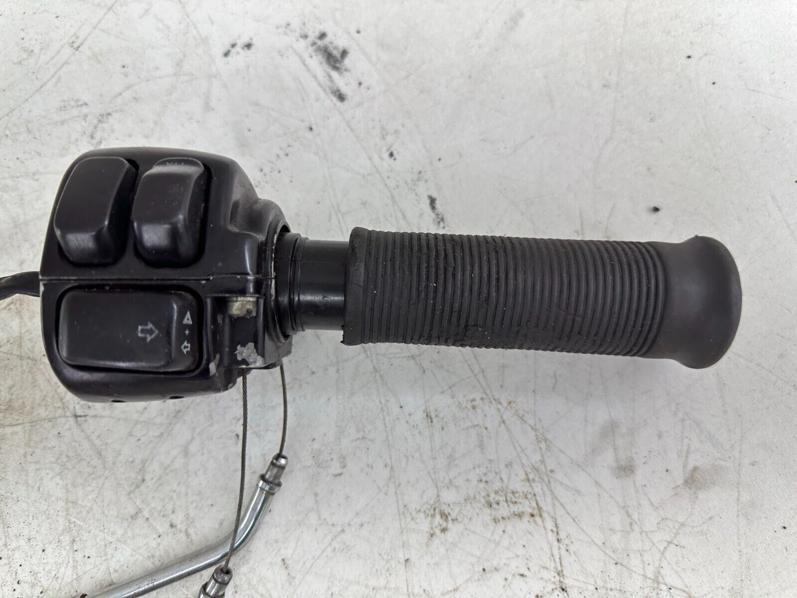2001 Harley Davidson Sportster Throttle Controls Switch Housing Braided Cable
