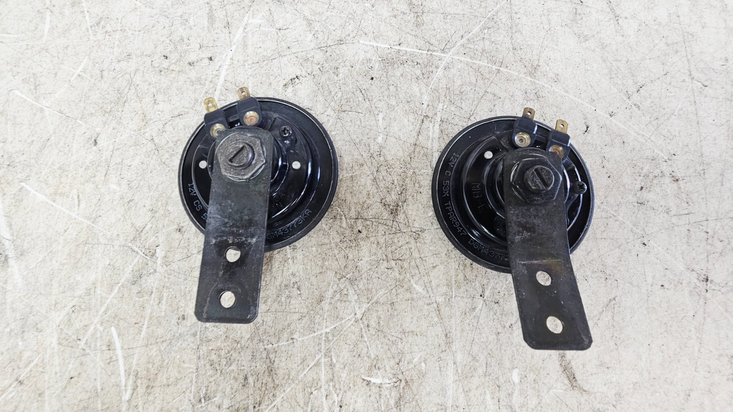 1995 HONDA GOLDWING GL1500 Black Dual Horns w/ Brackets