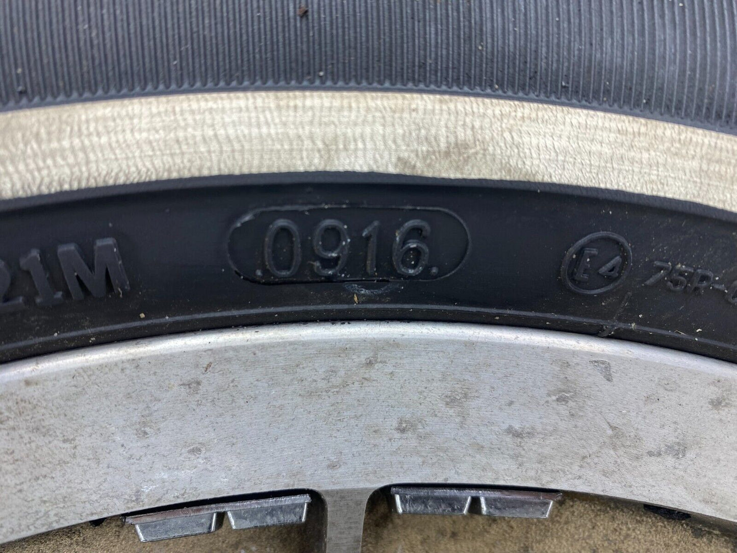 1995 HARLEY ELECTRA GLIDE 30th Anniversary Gold Front Wheel Rim 10 Spoke