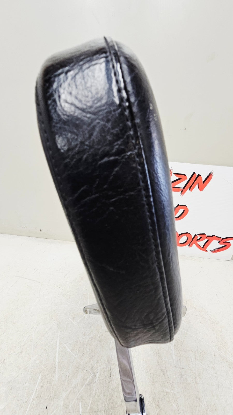 1993 HARLEY SOFTAIL Sissy Bar Passenger Backrest Pad Eagle Emblem