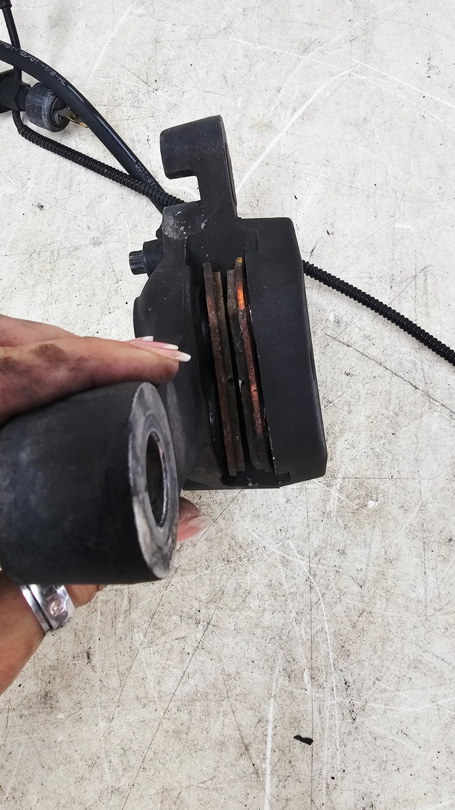 2002 HARLEY SOFTAIL Rear Brake Caliper + Line Hose Pipe