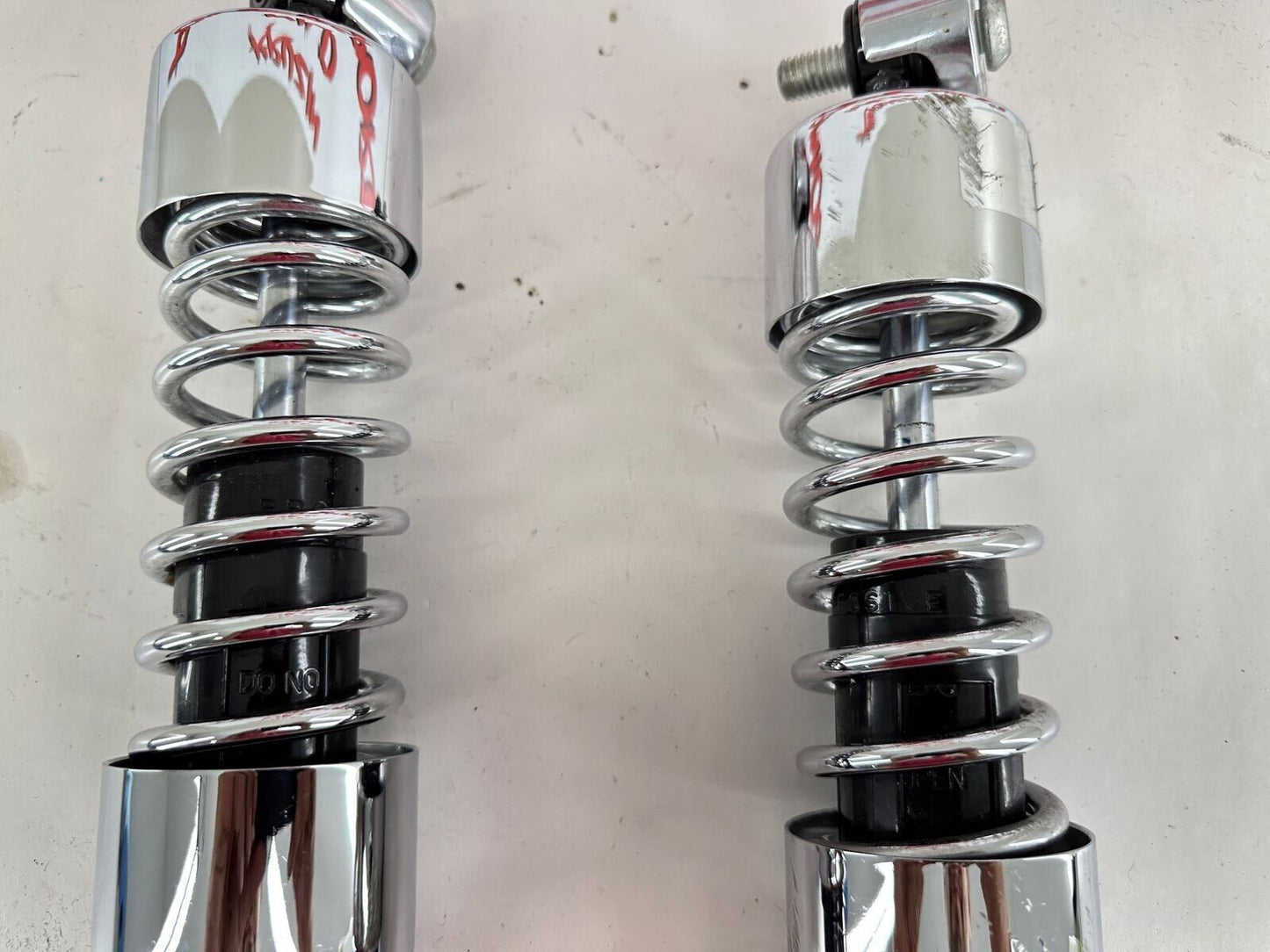 2012 HARLEY SPORTSTER CUSTOM Progressive Rear Shocks Suspension 412-4009