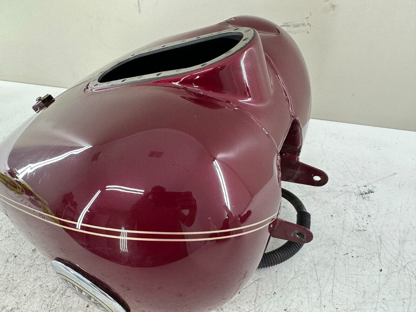 2004 HARLEY FLH ELECTRA GLIDE Gas Tank Red OEM HD