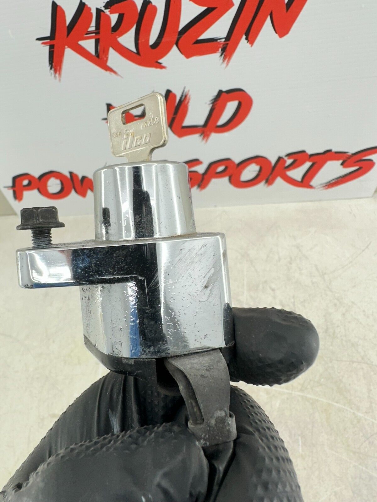 2006 Victory Kingpin Ignition Switch W/ Key