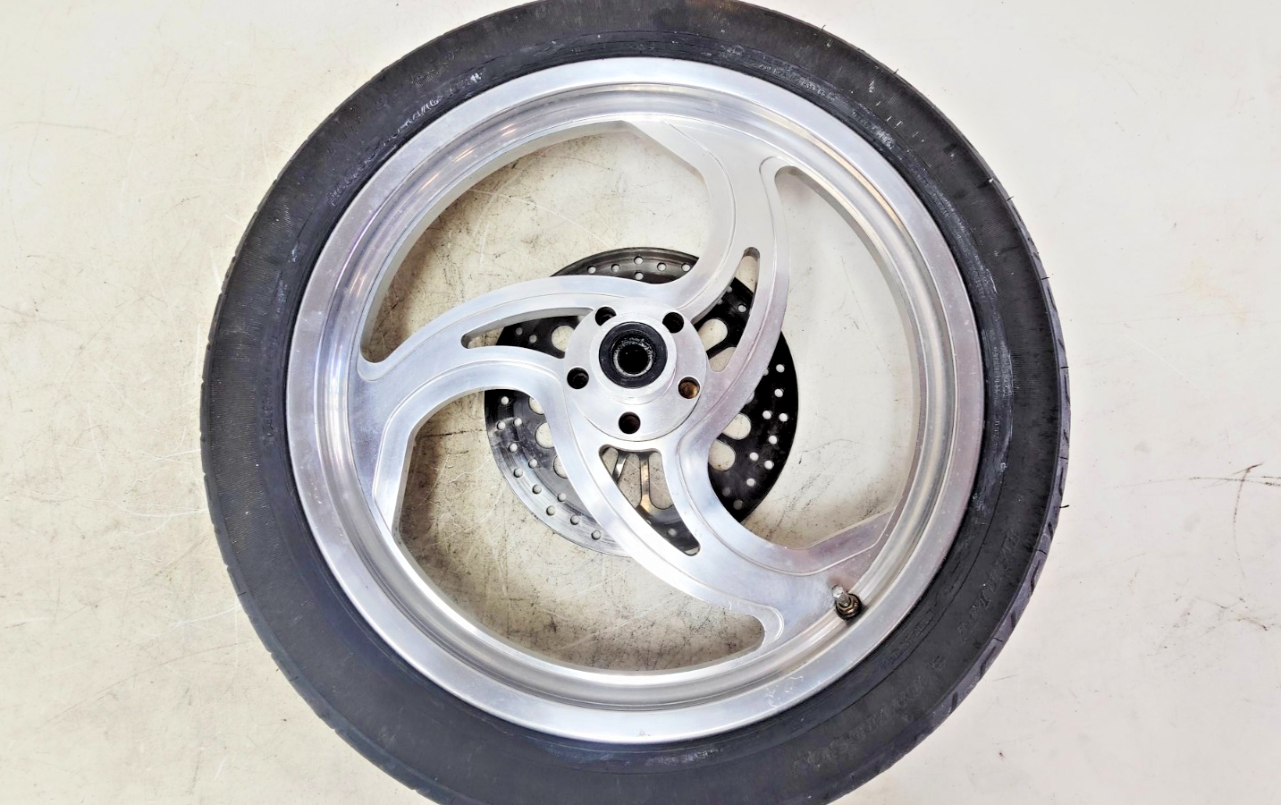1993 HARLEY SOFTAIL Front Wheel Rim Tire 3 Spoke