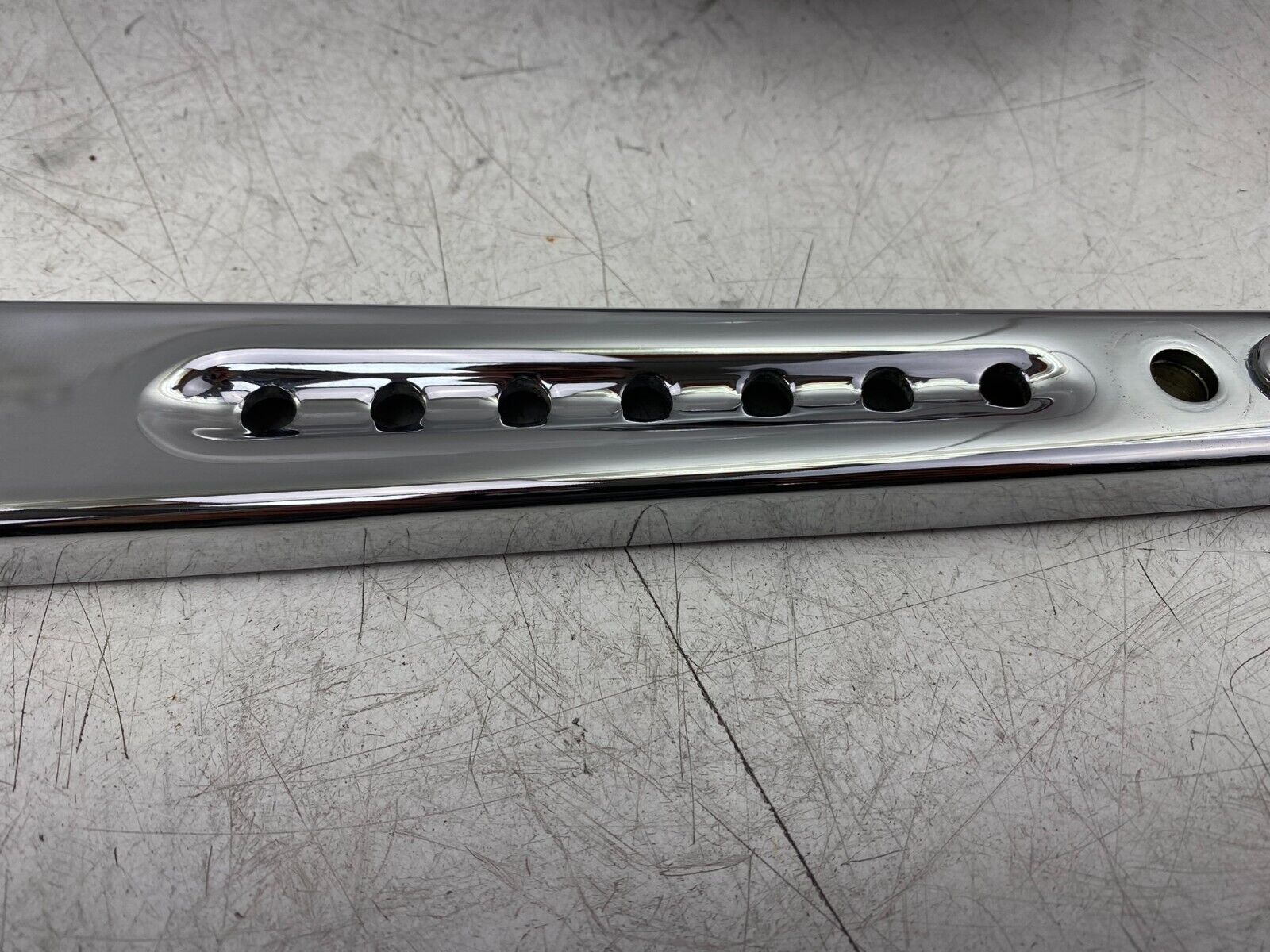 2005 HARLEY DAVIDSON SOFTAIL CVO Chrome Rear Fender Frame Strut Arm Bars