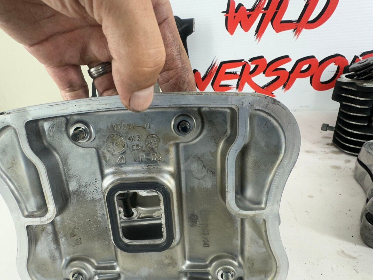 2003 Harley Davidson Sportster Front Rear Cylinder Heads + Rocker Box