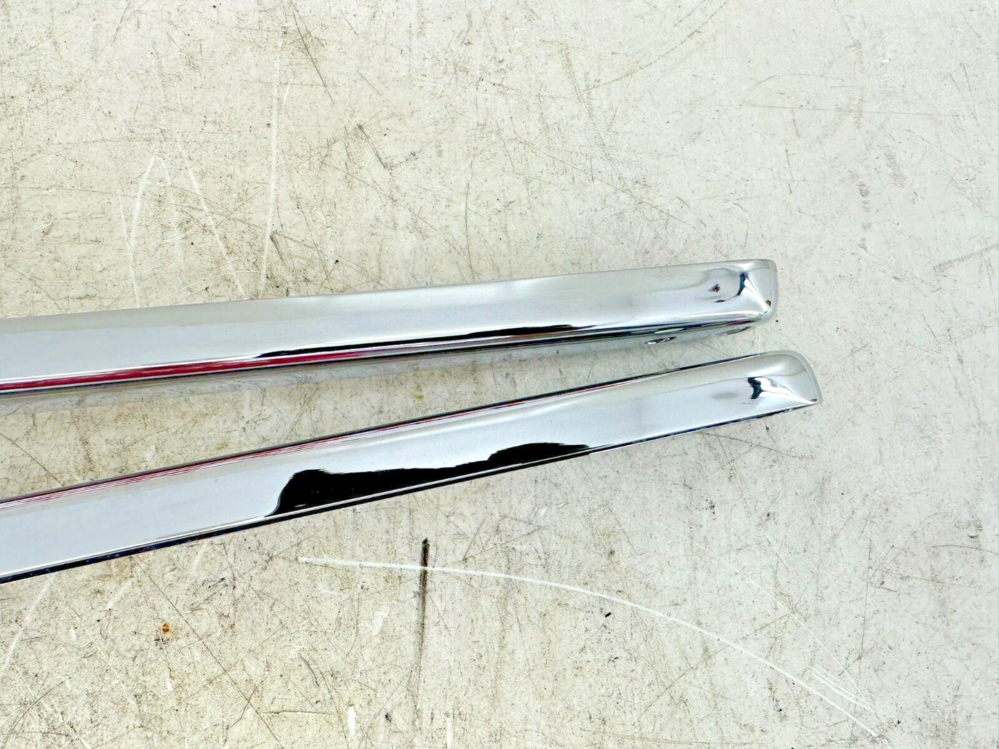 2002 HARLEY DYNA LOW RIDER Chrome Rear Fender Frame Strut Arm Bars
